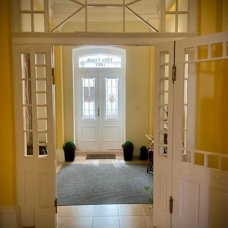 Apartament Frank *