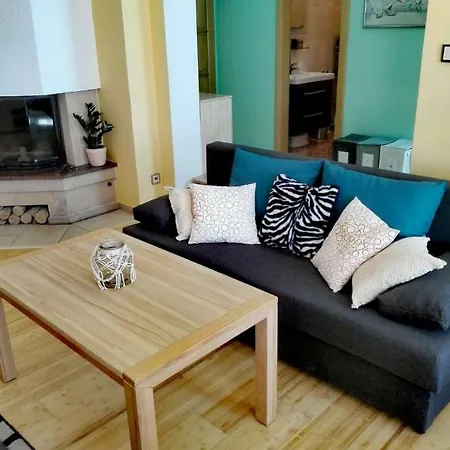 Frank Apartment